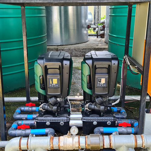 Pump and tank pipework